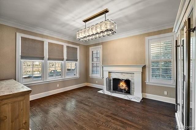 620 Lakeside Dr - Photo 4 of 50