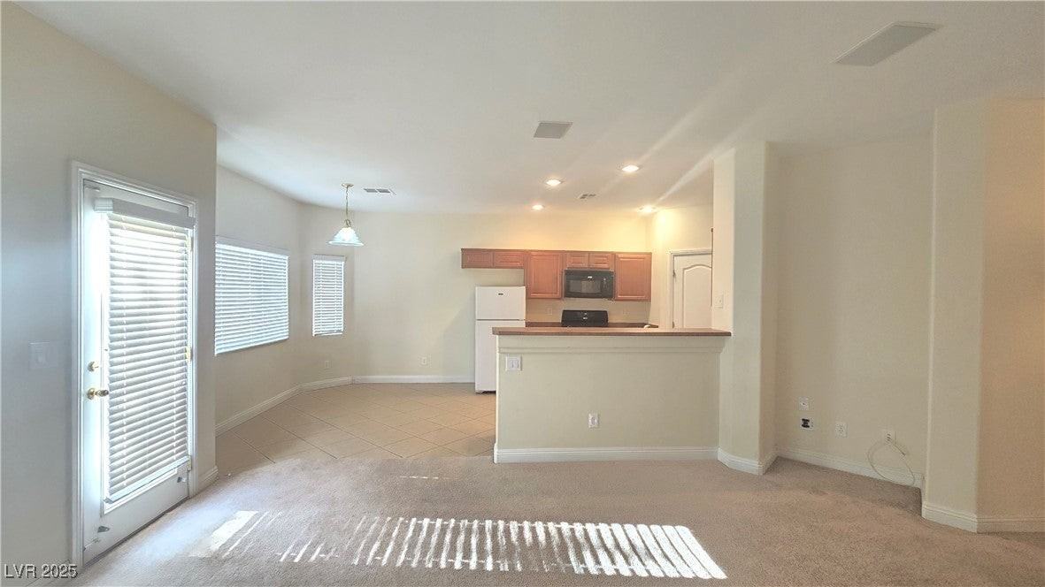 9351 Pinewood Ridge St - Photo 6 of 25