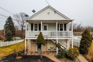 featured image of 75 W Flagge St