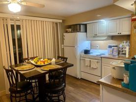 571 Boxwood Dr - Photo 1 of 1