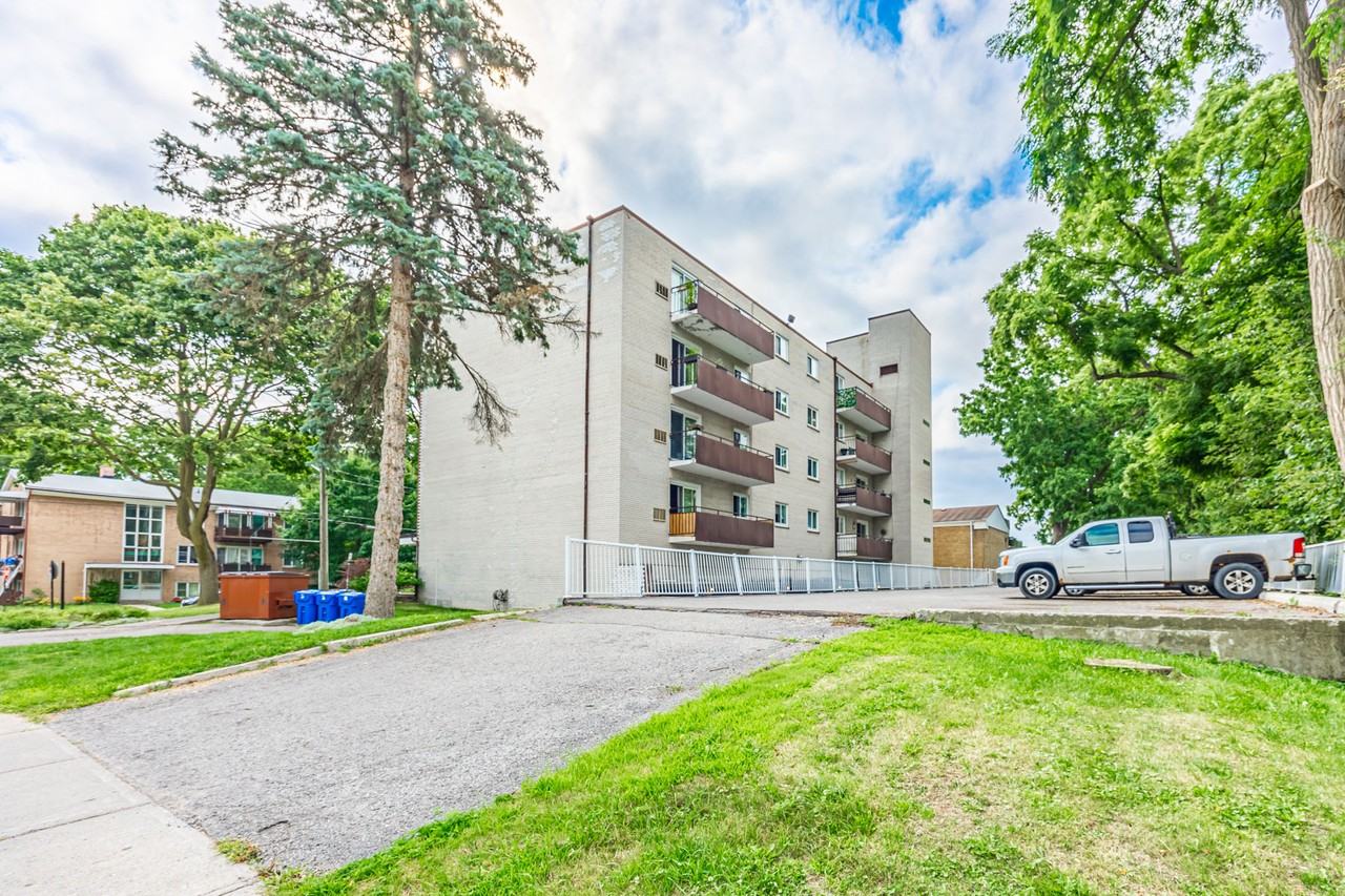 140 Kent Street - Photo 2 of 6