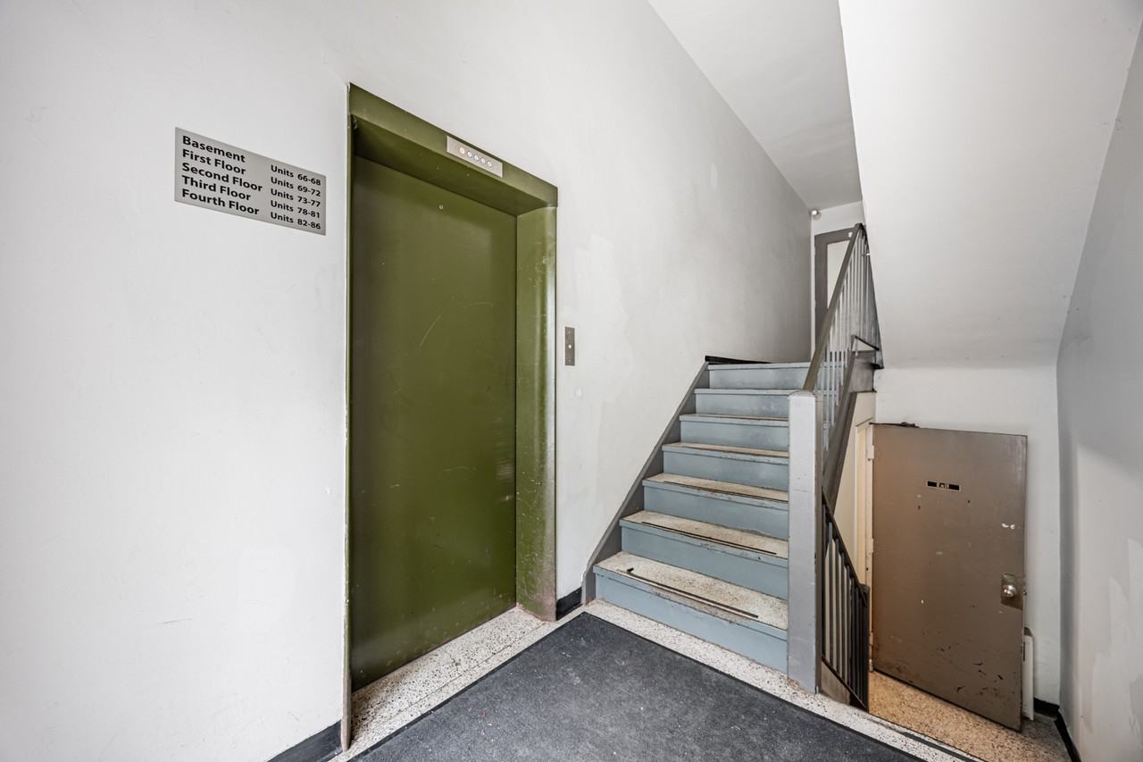 140 Kent Street - Photo 4 of 6