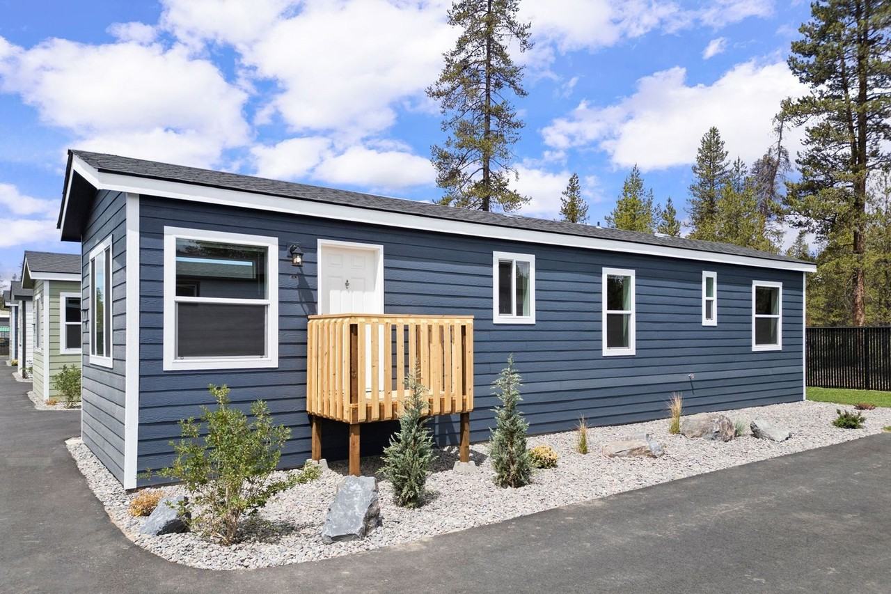 Modern 2 Bedroom, 1 Bathroom Home – New Community, Standalone Units - Photo 5 of 9