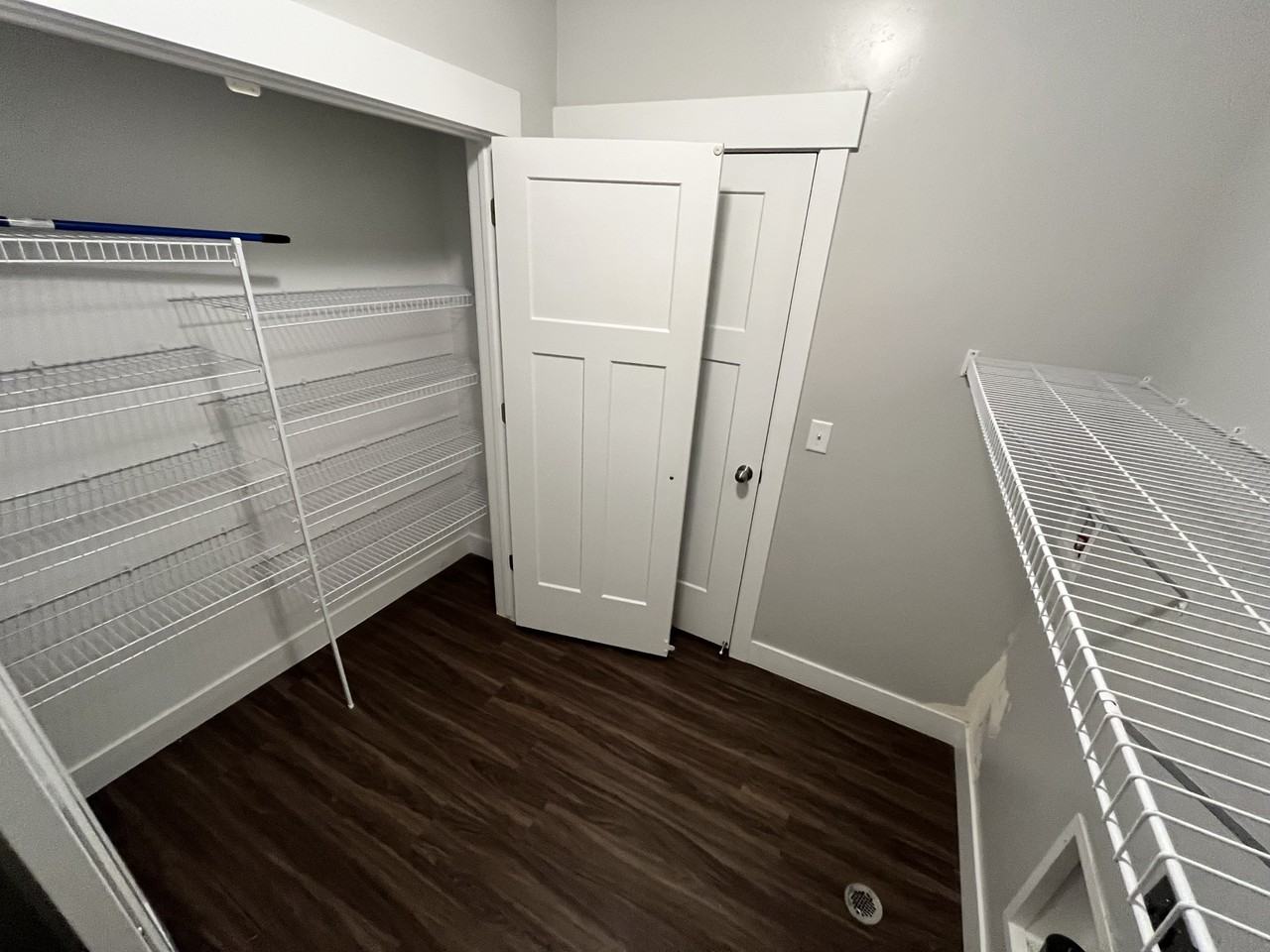 4336 W 1850 N - Photo 5 of 23