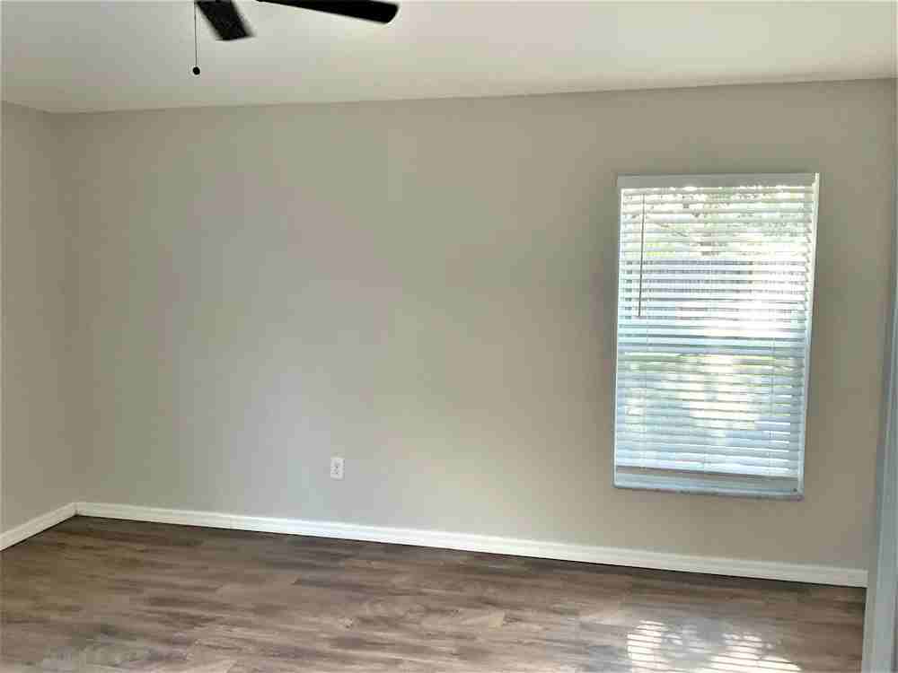 10622 Navigation Dr - Photo 2 of 13