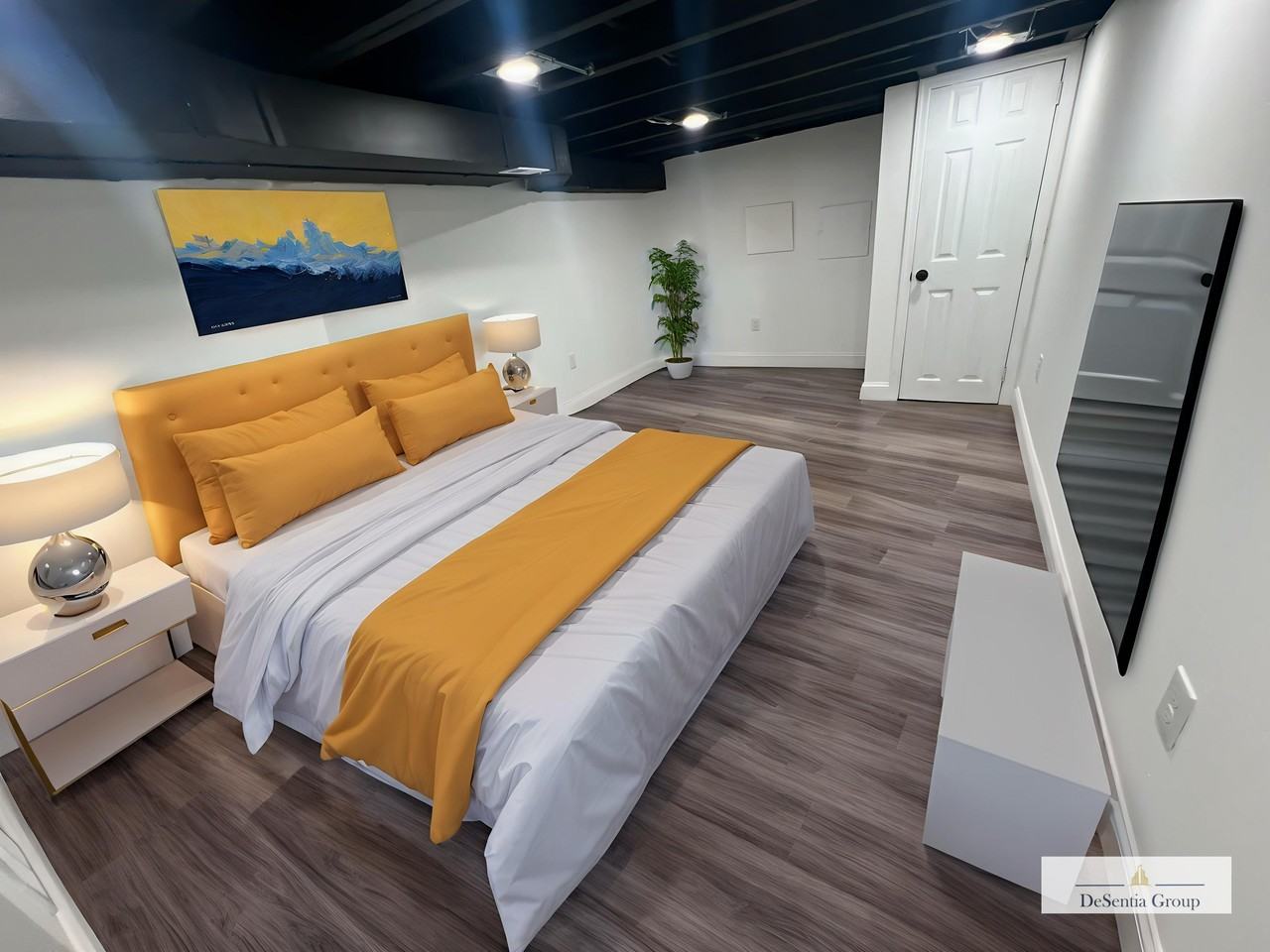 406 N Belnord Ave #1 - Photo 2 of 7