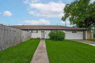 605 Sorrento Dr - Photo 1 of 1