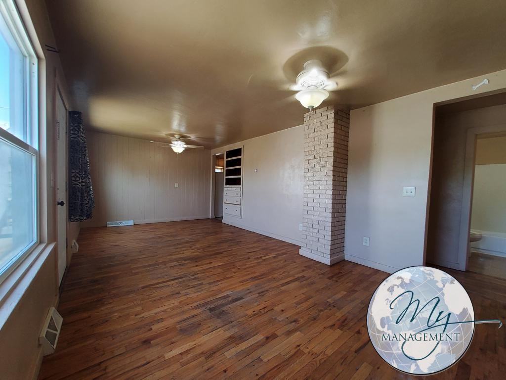 1550 4th Ave E - Photo 3 of 15