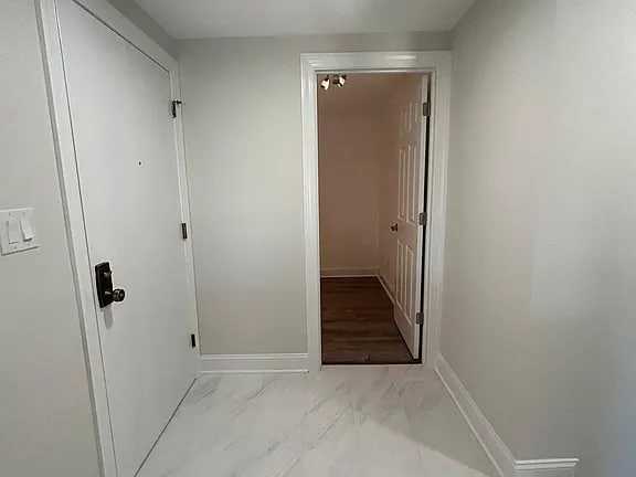 328 Willowbrook Dr - Photo 2 of 24