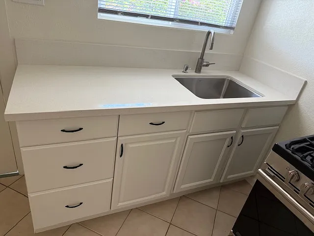 127 S Alisos St - Photo 3 of 11