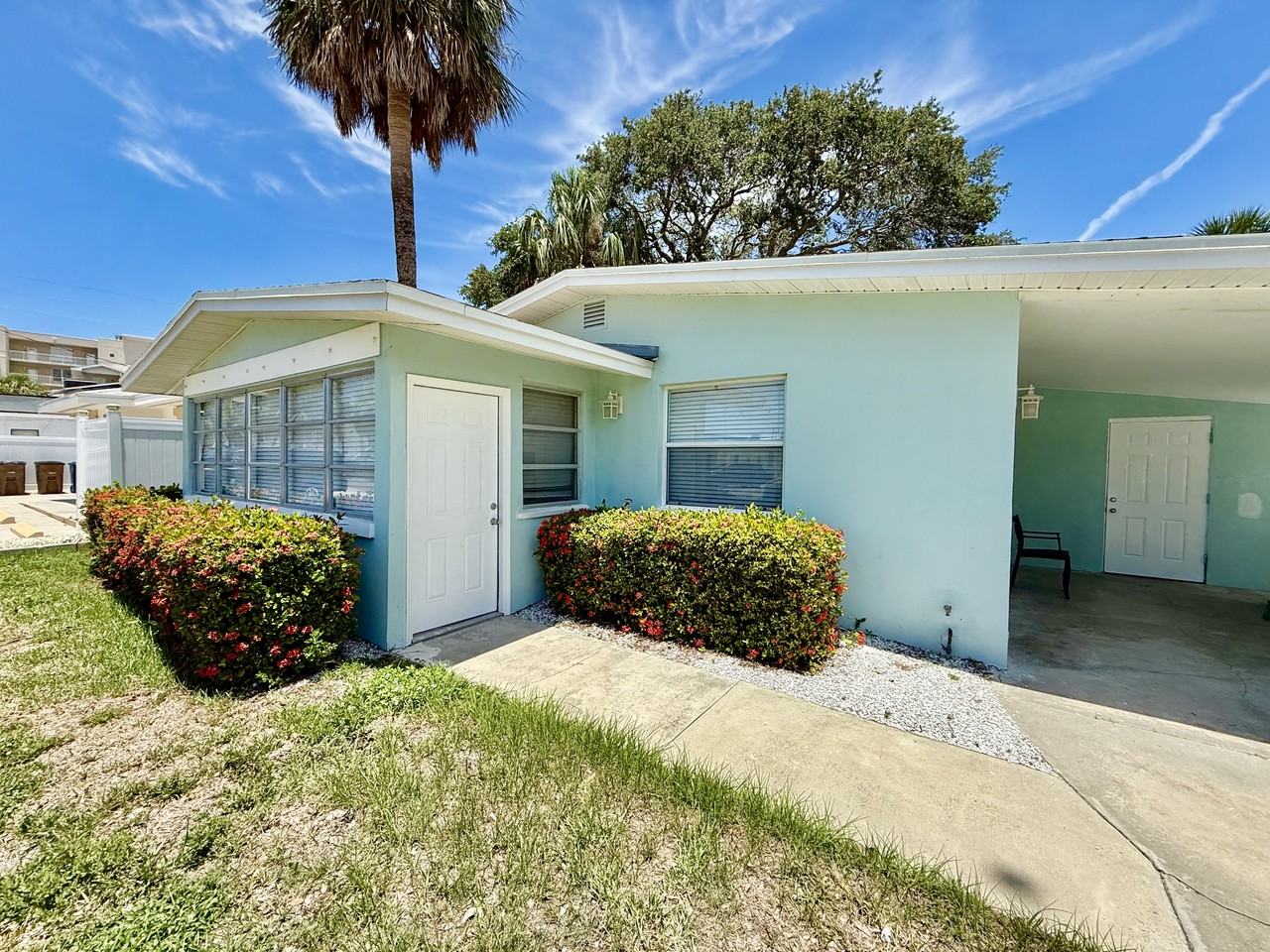 104 15th Ave - Photo 3 of 31