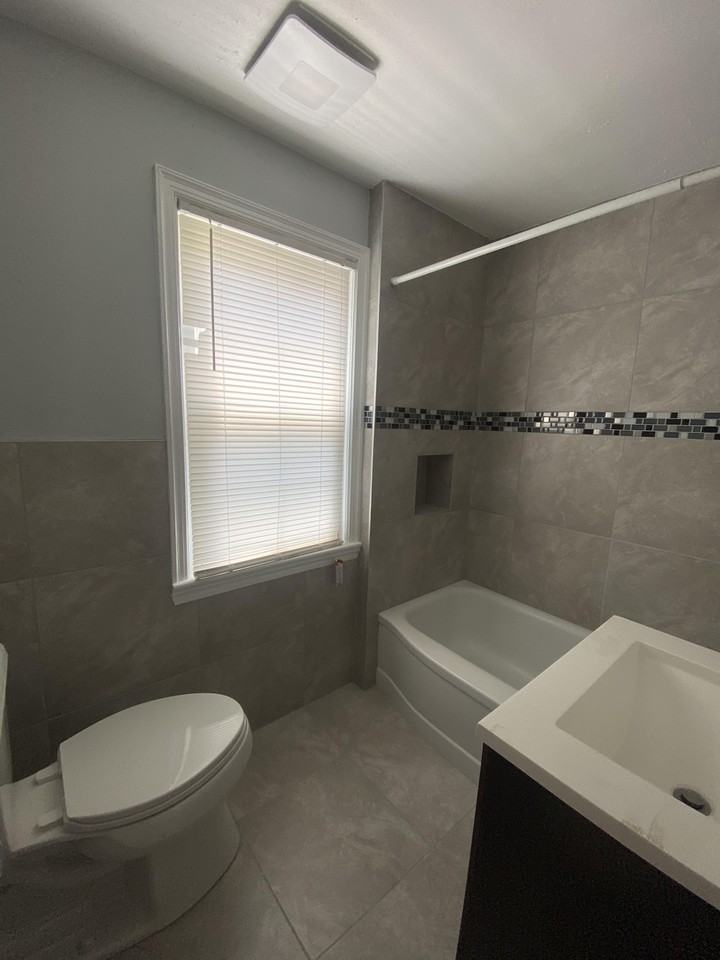 1316 Gordon Rd - Photo 3 of 18