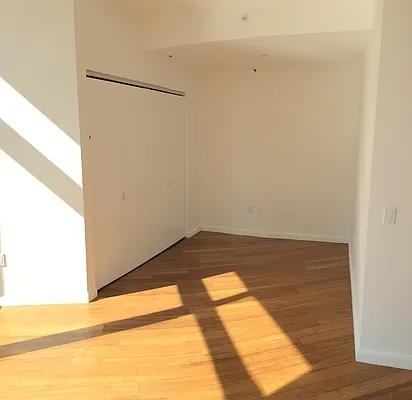 Rockwell Pl #10J - Photo 2 of 20