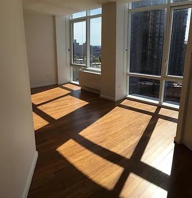 Rockwell Pl #10J - Photo 3 of 20