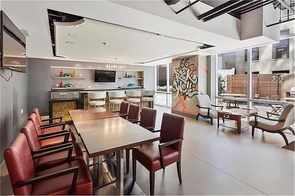 Rockwell Pl #10J - Photo 6 of 20