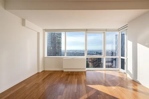 Rockwell Pl #29G - Photo 2 of 20