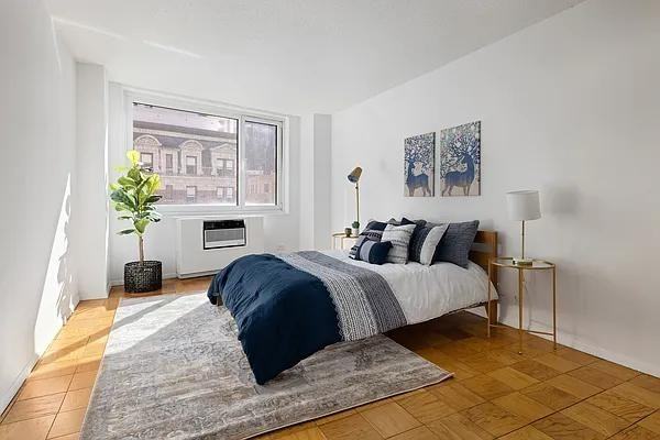 W 55th St #29F - Photo 3 of 11