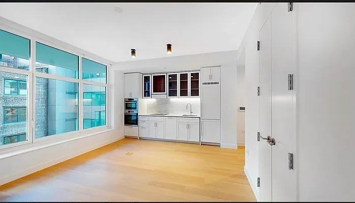 E 55th St #11C - Photo 3 of 20