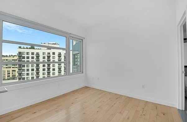 Duffield St #7D - Photo 4 of 20