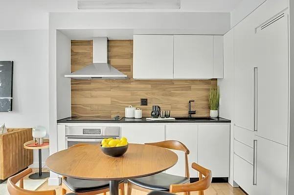 Duffield St #7B - Photo 2 of 20