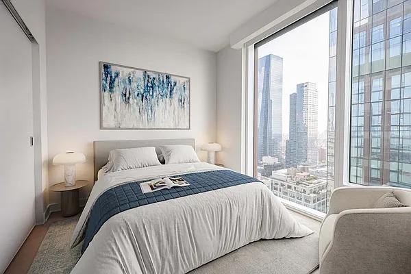 10th Ave #37K - Photo 4 of 20