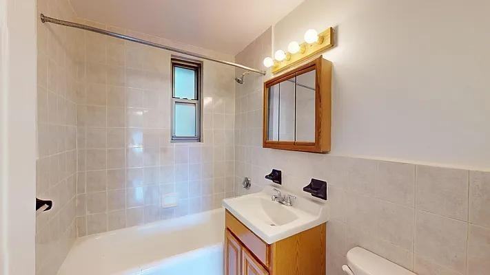 E 38th St #8A - Photo 6 of 20