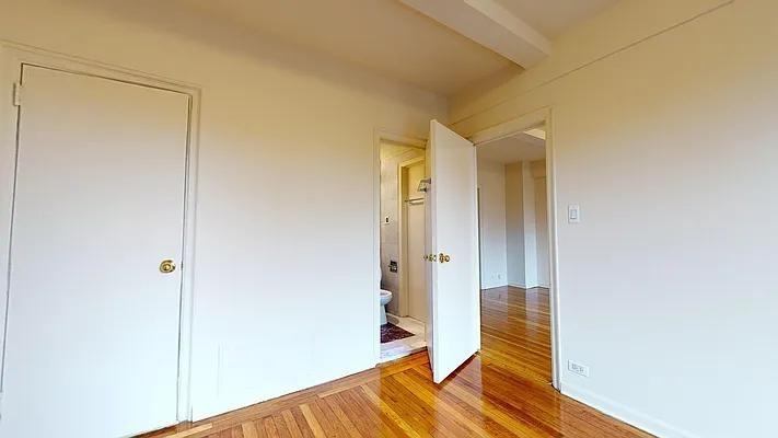 E 38th St #6B - Photo 4 of 20