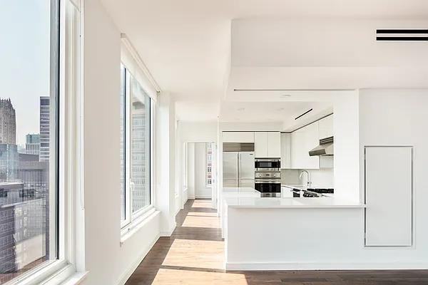 E 54th St #PH - Photo 5 of 20