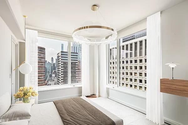 E 54th St #PH - Photo 6 of 20