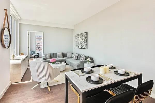 E 54th St #33B - Photo 5 of 20