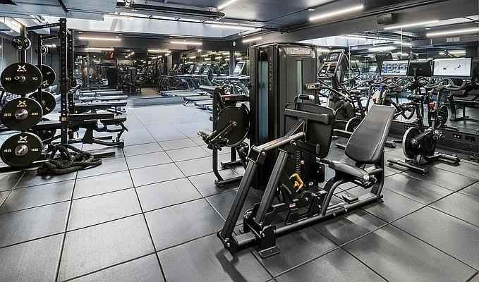 E 54th St #18C - Photo 7 of 17