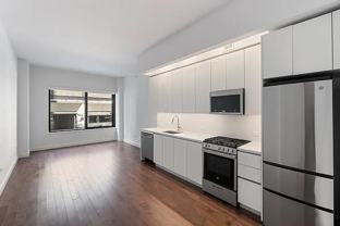 E 54th St #9A - Photo 1 of 1