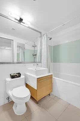 W 39th St #42C - Photo 5 of 12