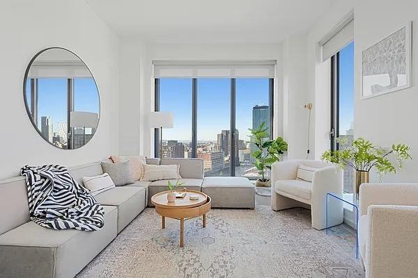 Vanderbilt Ave #545PH2D - Photo 3 of 20