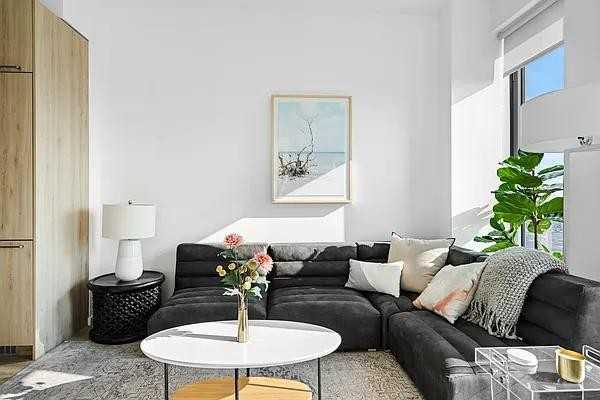 Vanderbilt Ave #545-16G - Photo 2 of 20