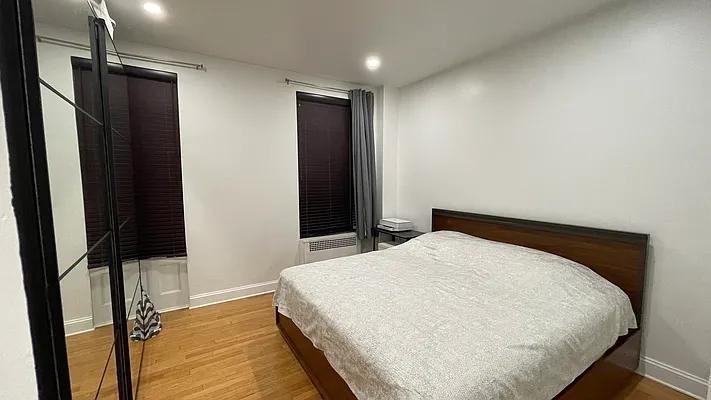 W 54th St #8G - Photo 5 of 13