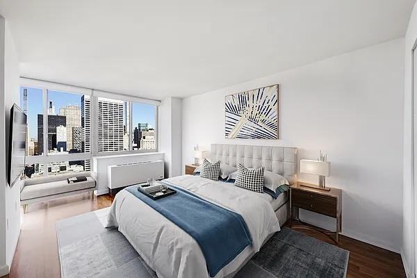 W 38th St #43C - Photo 2 of 20