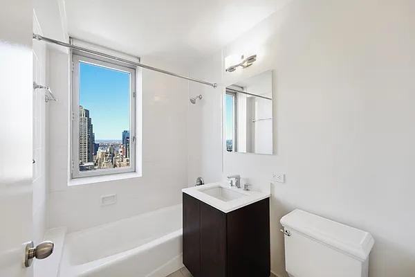 W 38th St #43C - Photo 5 of 20