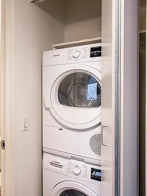 W 38th St #29C - Photo 6 of 20