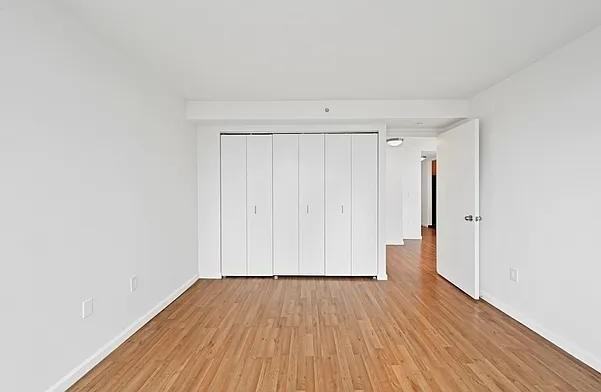 W 38th St #17J - Photo 6 of 20