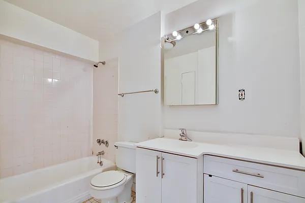 E 36th St #11H - Photo 4 of 20