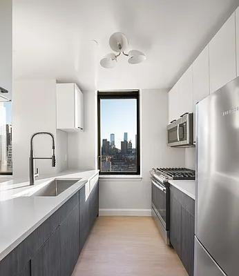 W 55th St #18B - Photo 4 of 17