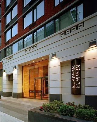 W 55th St #11C - Photo 4 of 20