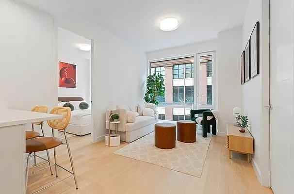 Concord St #2B - Photo 5 of 14