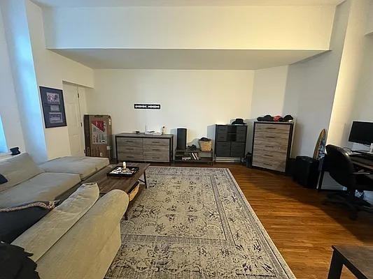 E 31st St #PHD - Photo 3 of 16