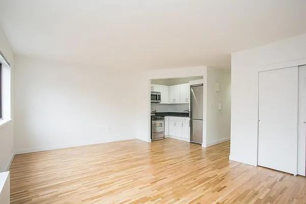 W 30th St #3C - Photo 6 of 12