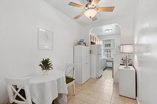 W 52nd St #6E - Photo 3 of 19