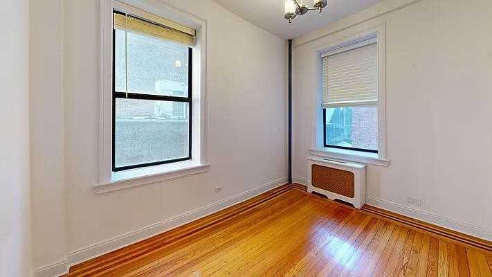 W 51st St #301 - Photo 2 of 20