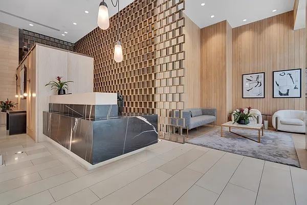 W 31st St #10F - Photo 2 of 20