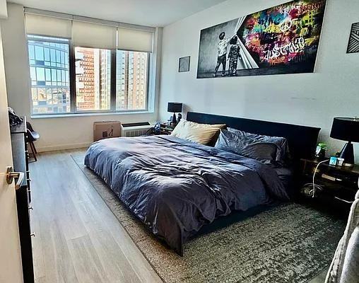 Fleet Pl #16C - Photo 3 of 20